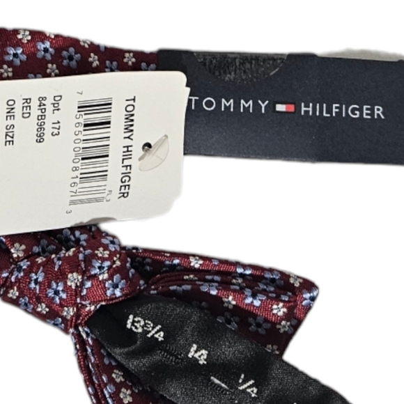 🆕TOMMY HILFIGER Red Floral Silk DESIGNER Bow Tie - Picture 2 of 2